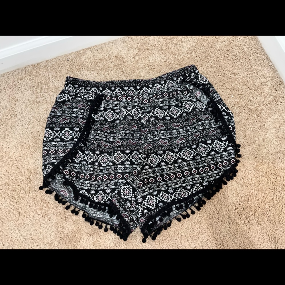 Paisley Shorts🖤